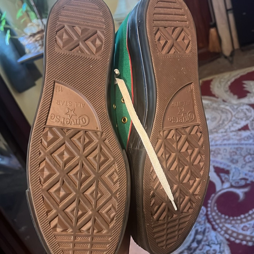Converse - Picture 2 of 5